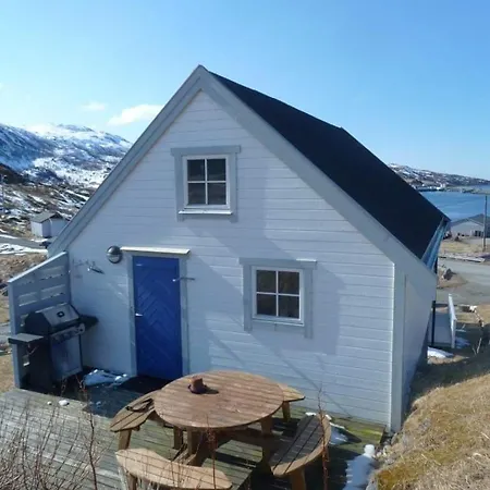 Apartment Skipperhuset Sorvaer